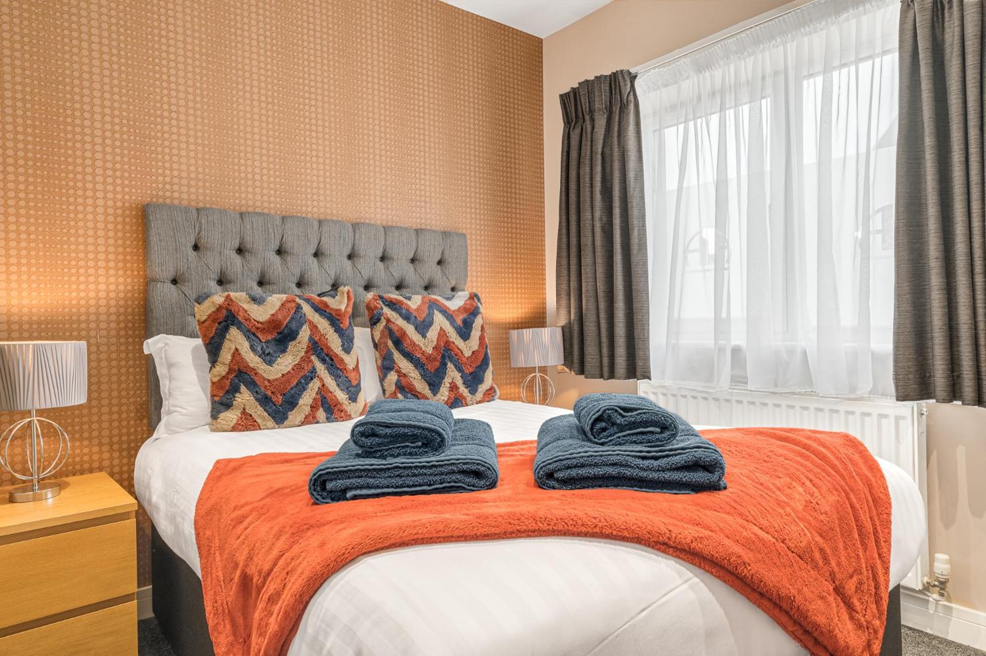 Abbey Apartments Modern Aparthotel For Tourists & Professionals Barrow-in-Furness Oda fotoğraf